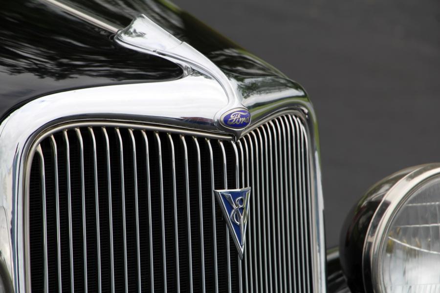 Детали экстерьера Ford V8 Deluxe Cabriolet (40/760) 1934 года  (фото 8 из 17)